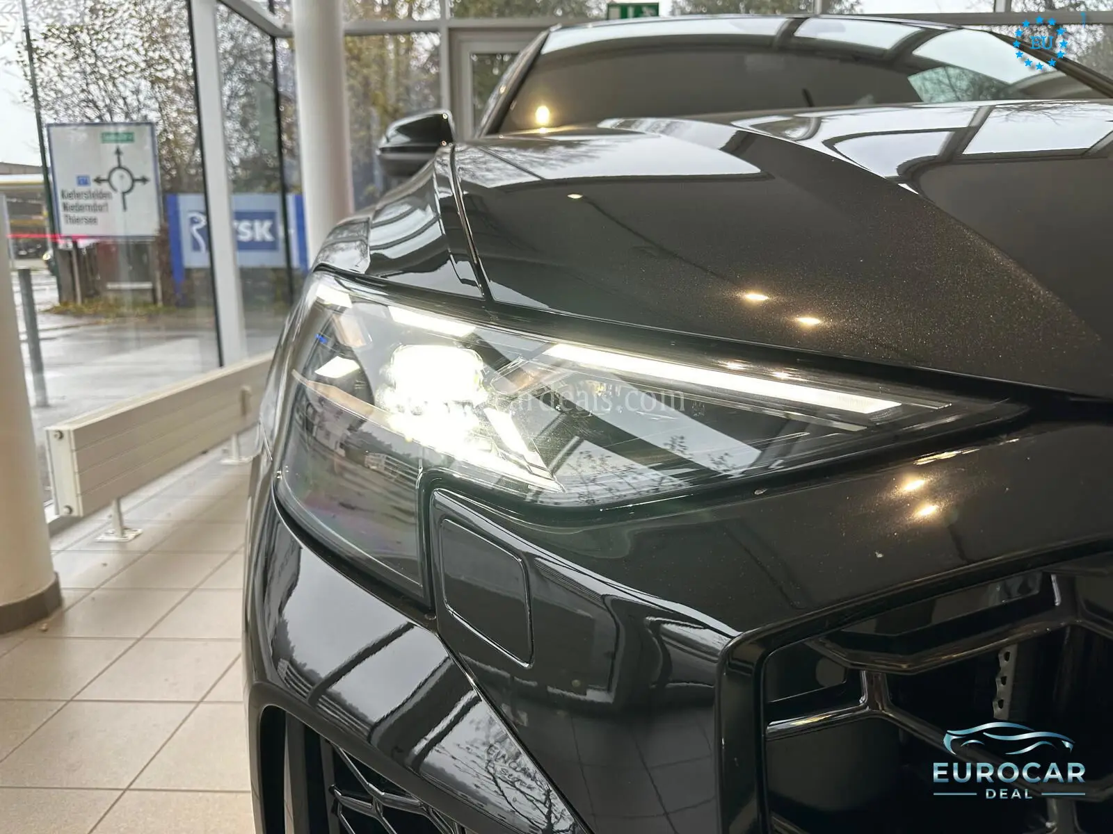 Audi RSQ8