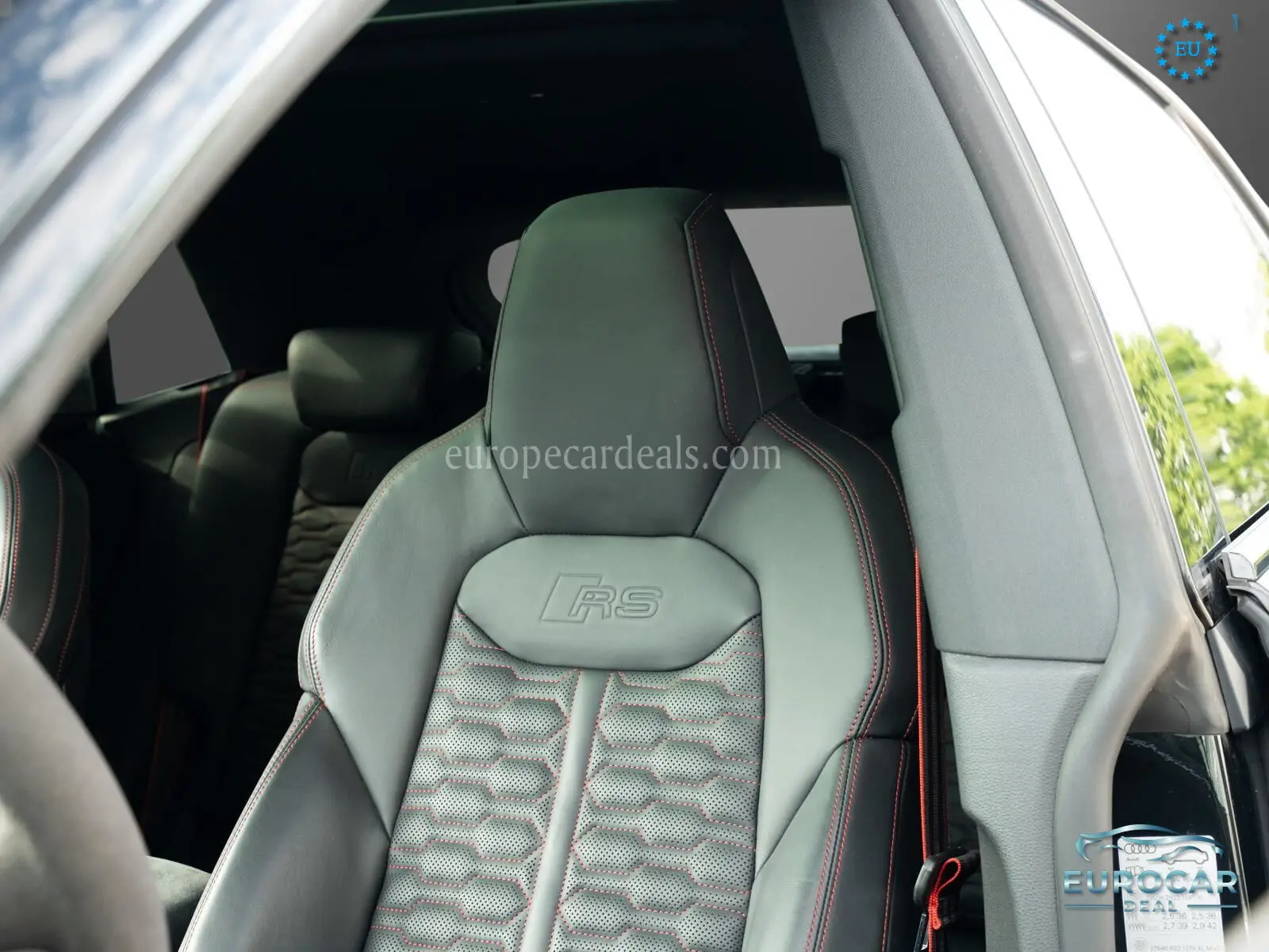 Audi RSQ8