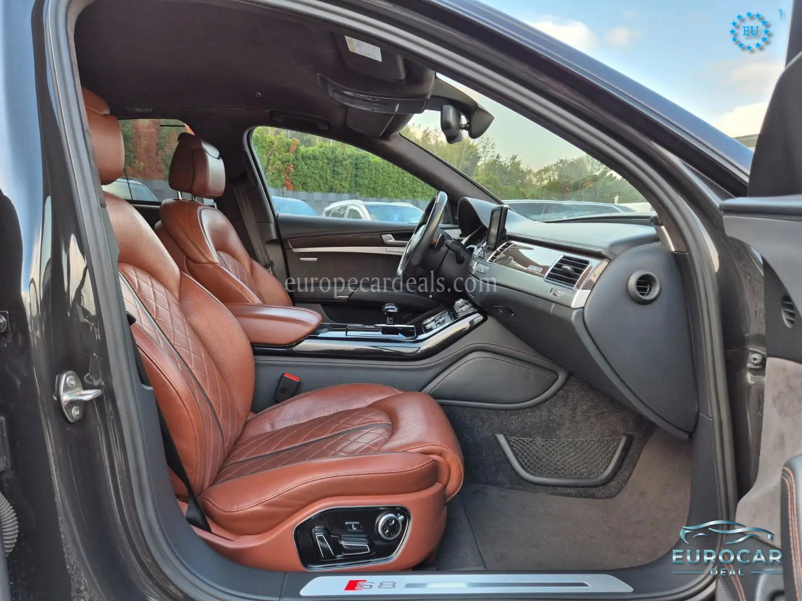 Audi S8