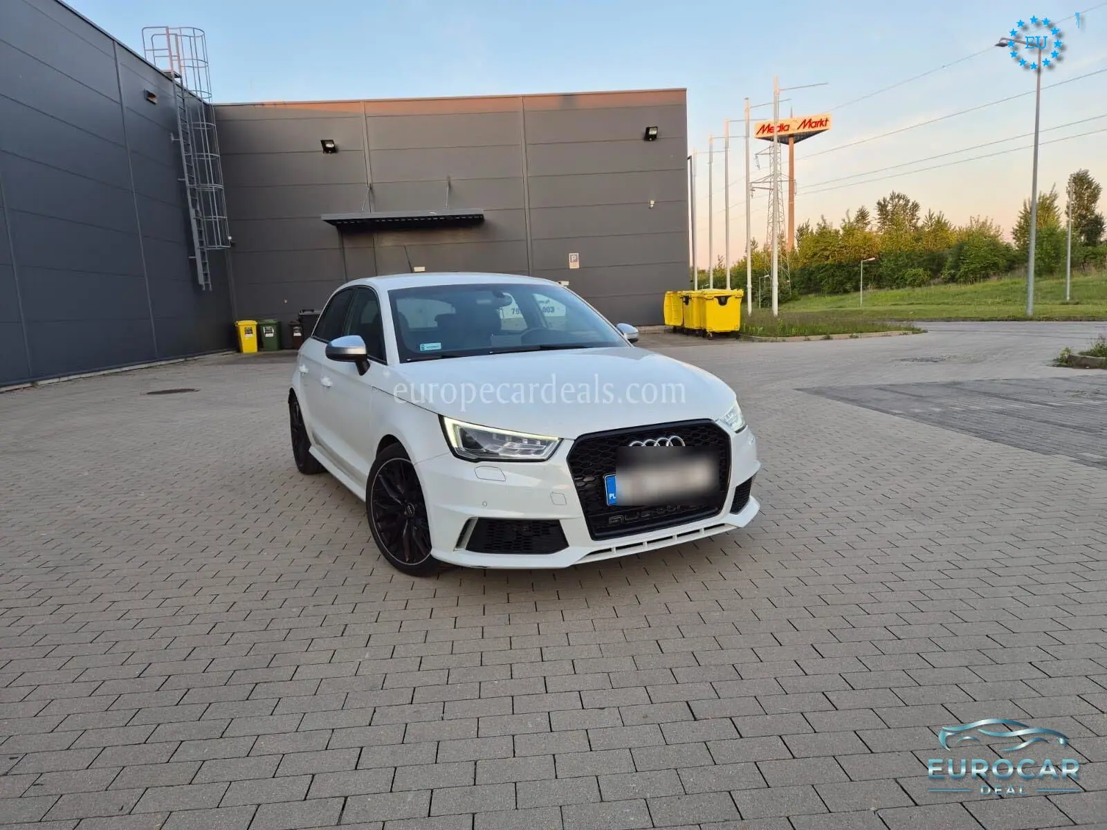 Audi S1