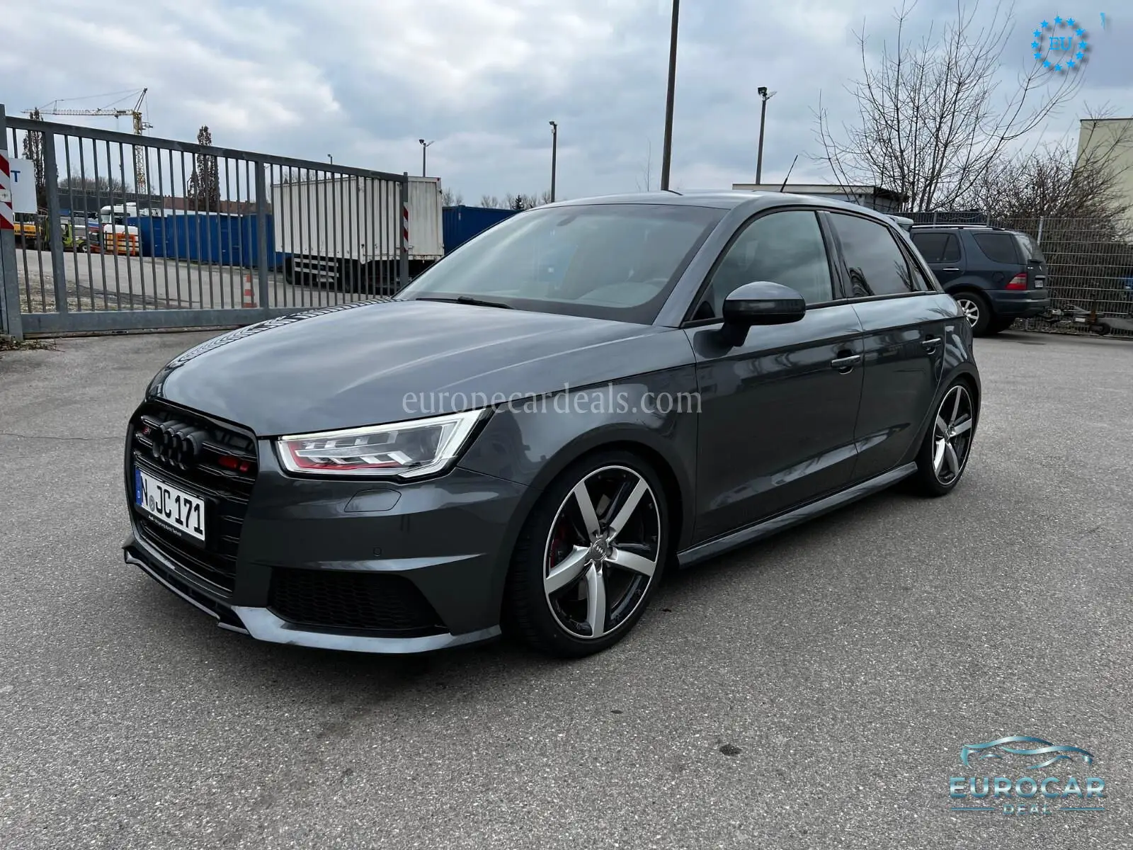 Audi S1