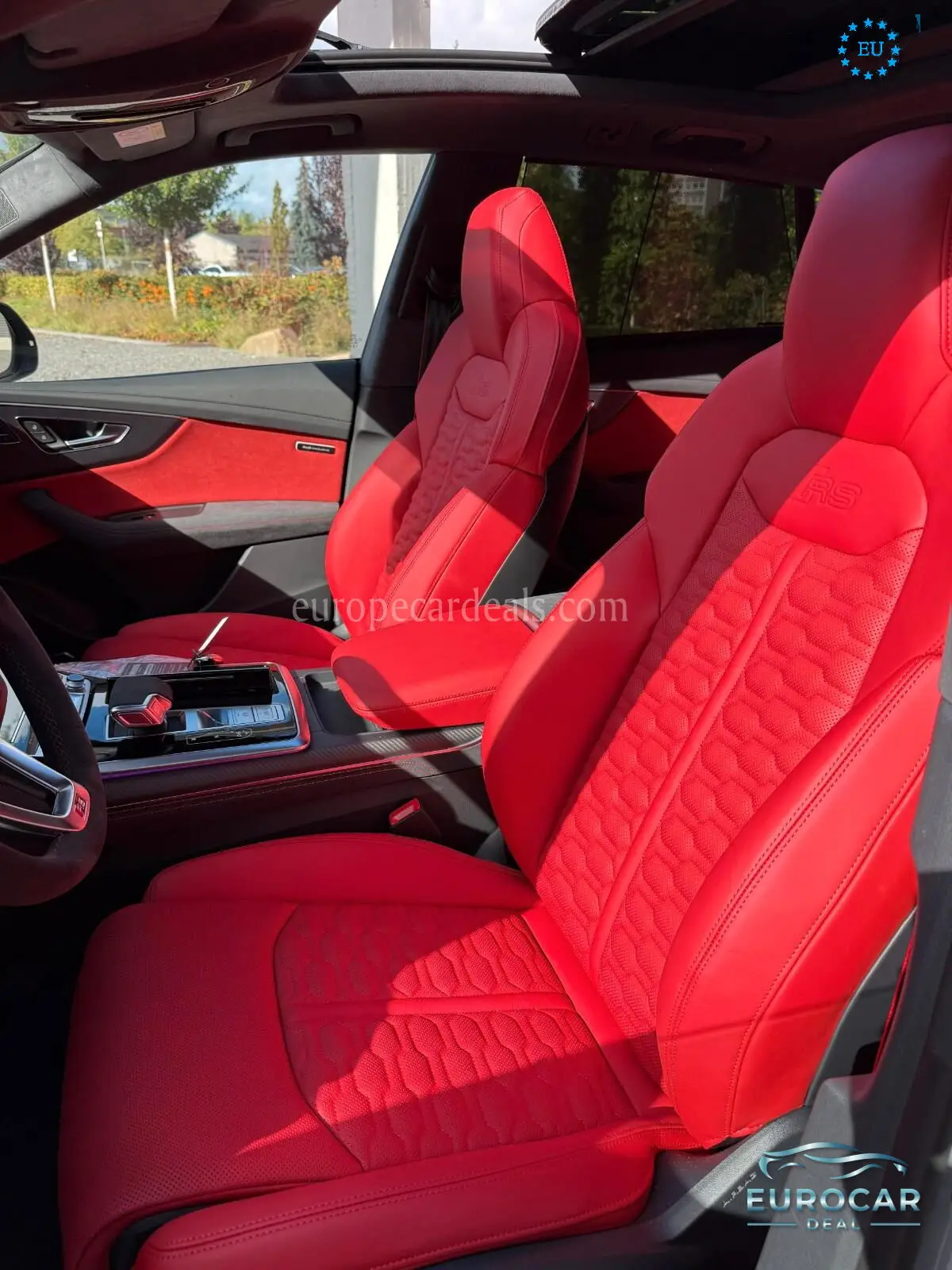 Audi RSQ8