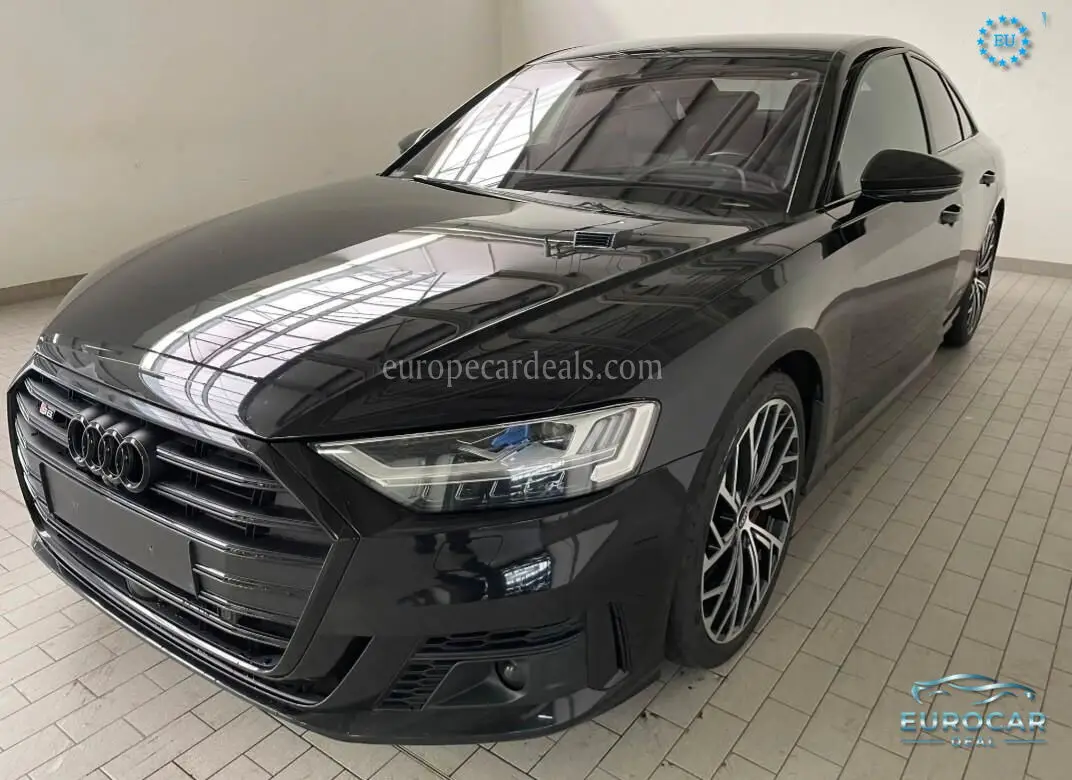 Audi S8