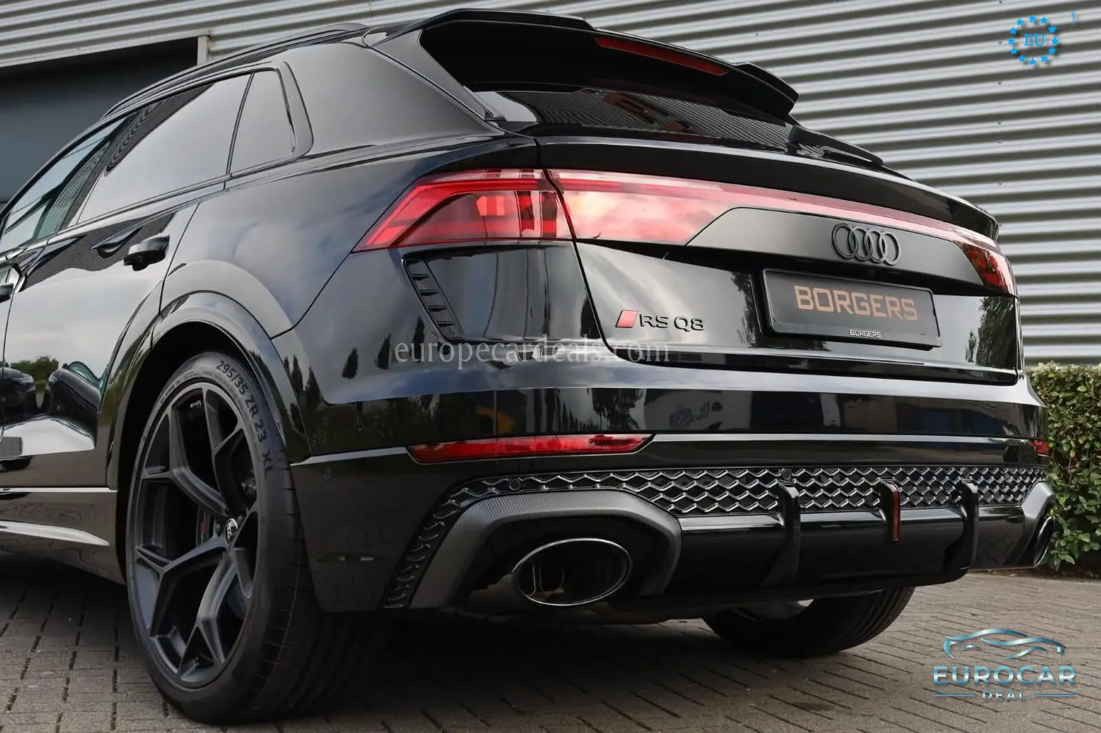 Audi RSQ8