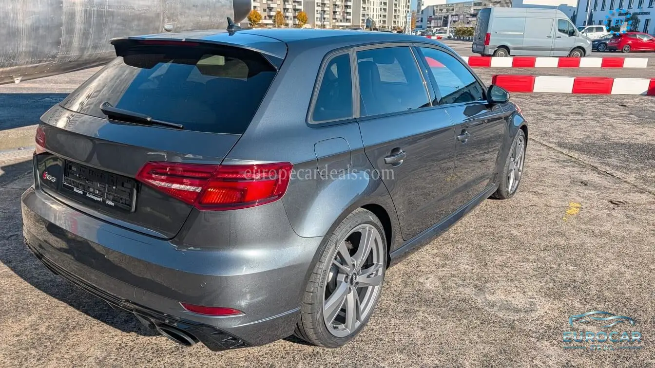 Audi RS3