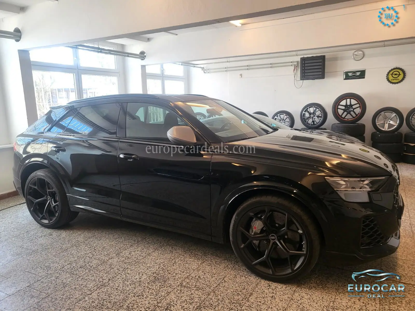 Audi RSQ8