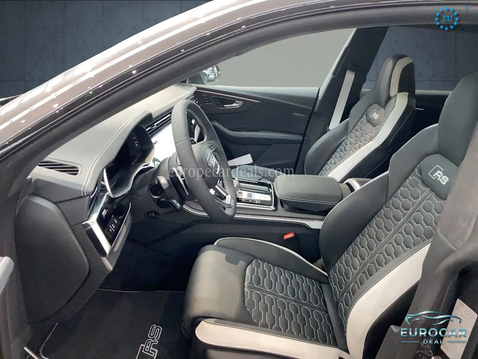Audi RSQ8