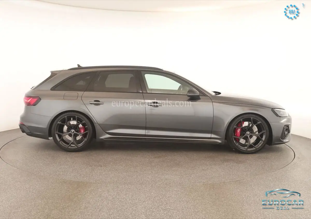 Audi RS4