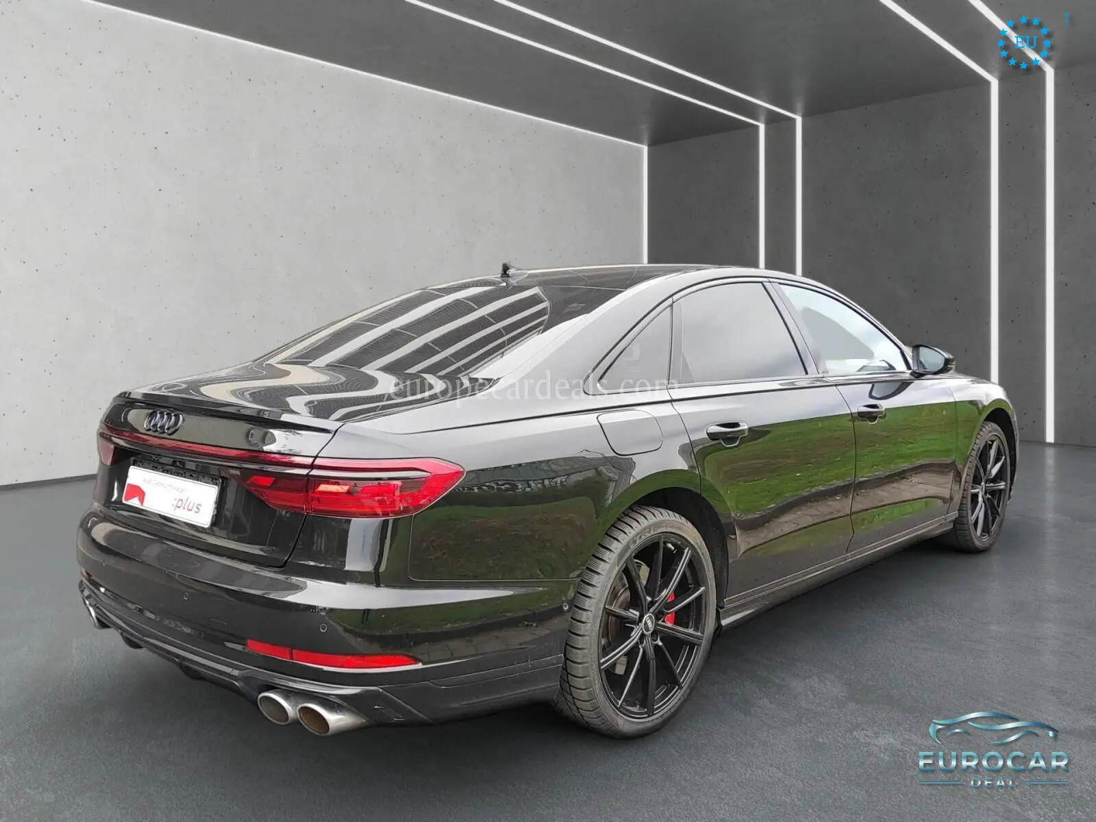 Audi S8