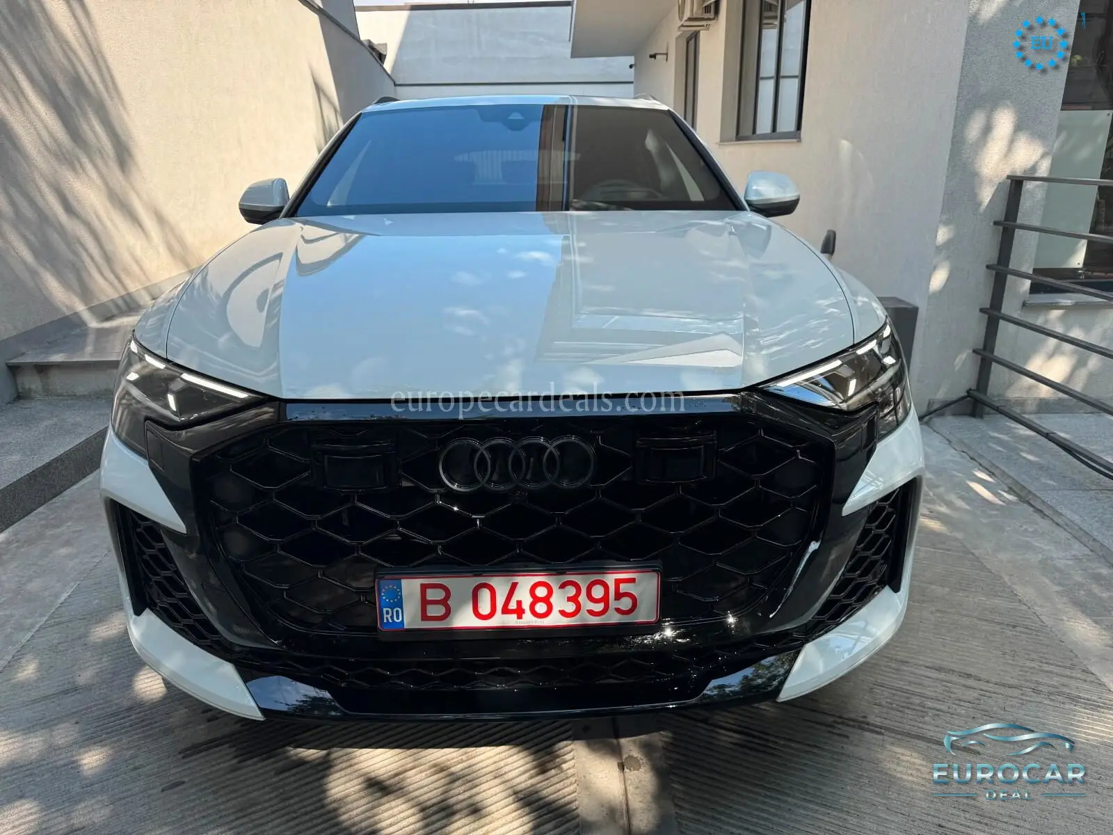 Audi RSQ8
