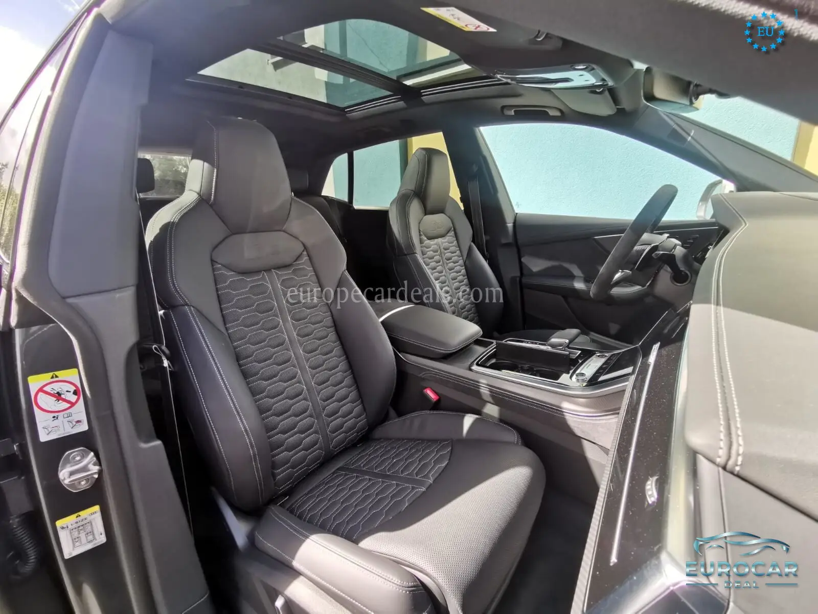 Audi RSQ8