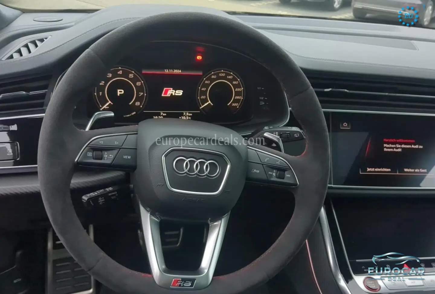 Audi RSQ8