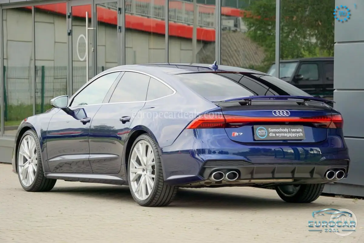 Audi S7