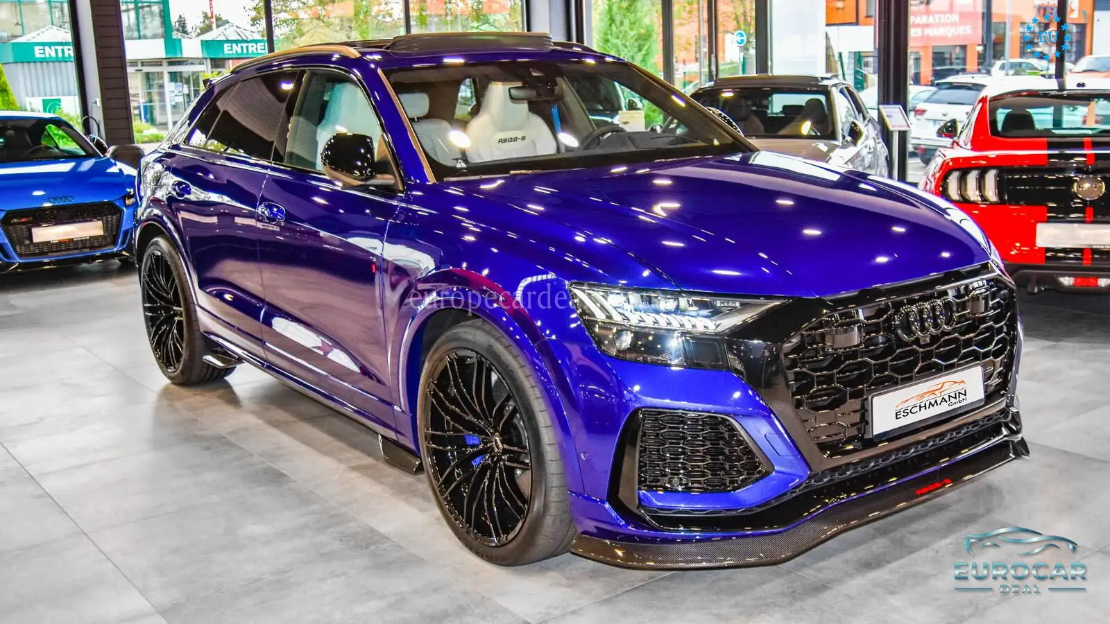 Audi RSQ8