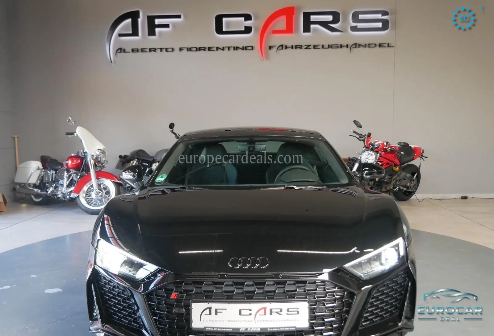 Audi R8
