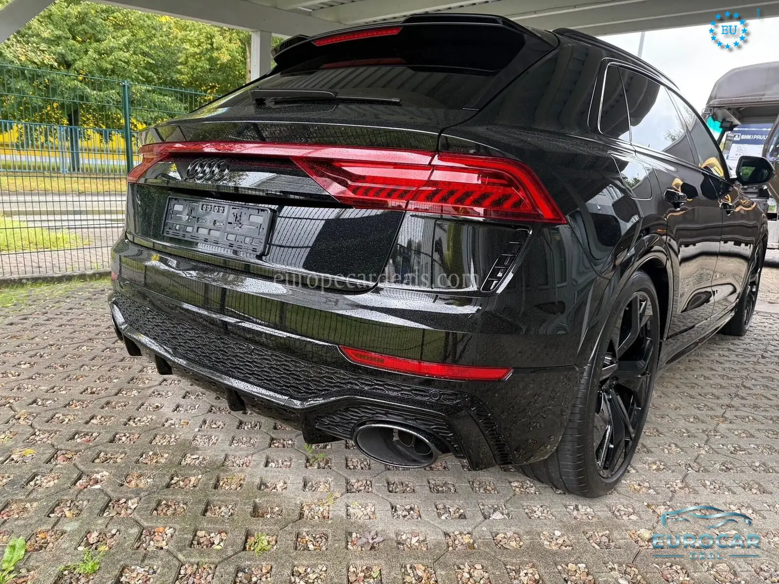 Audi RSQ8