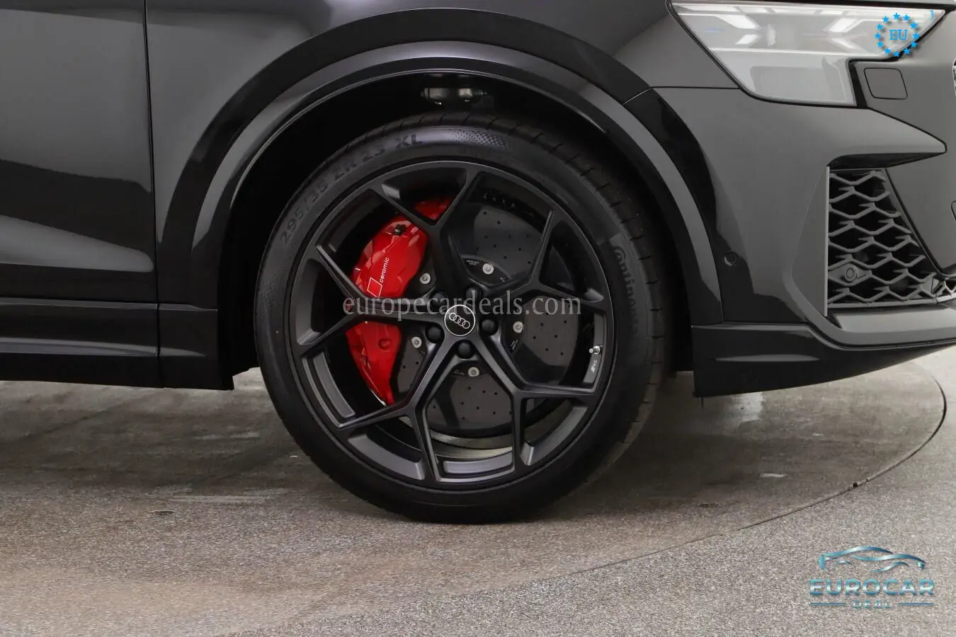 Audi RSQ8