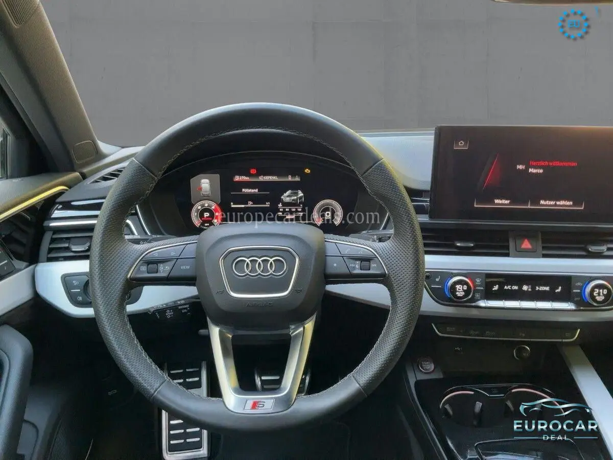 Audi S4