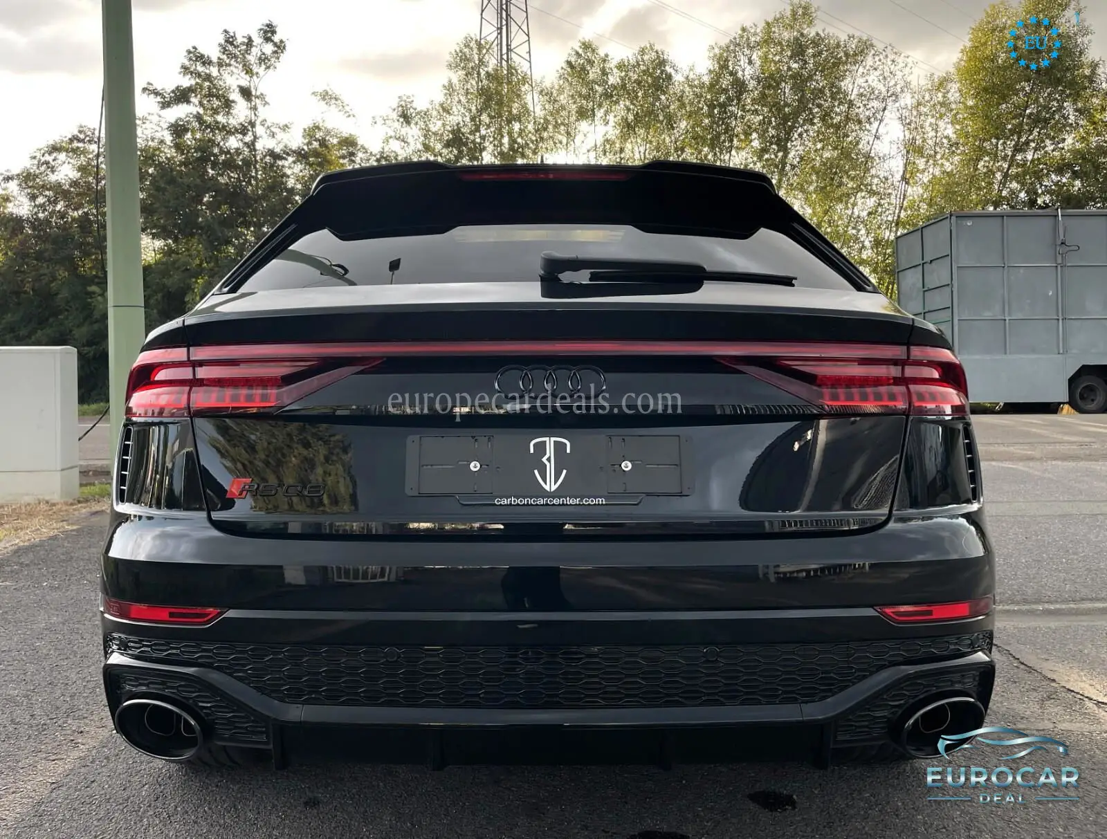 Audi RSQ8