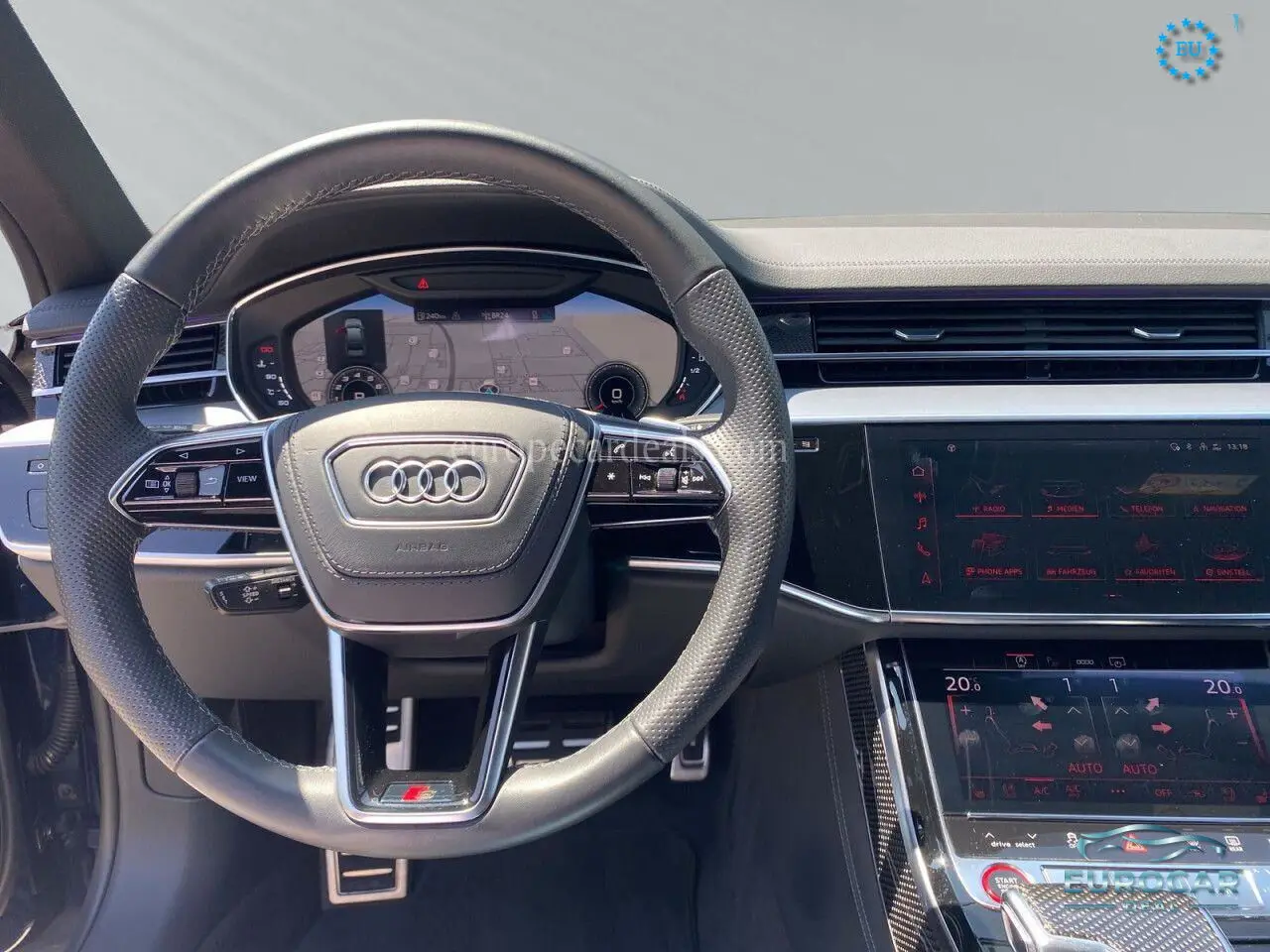 Audi S8