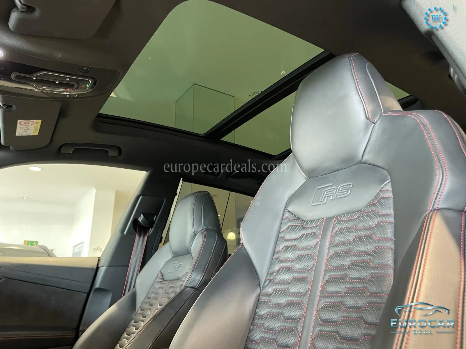 Audi RSQ8