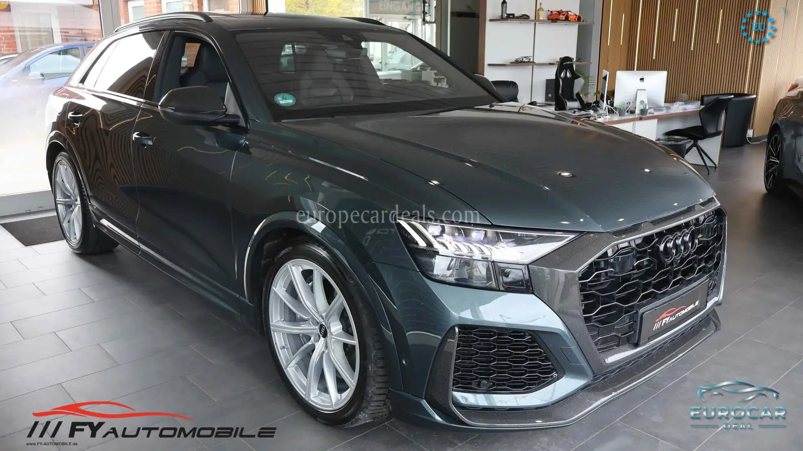Audi RSQ8