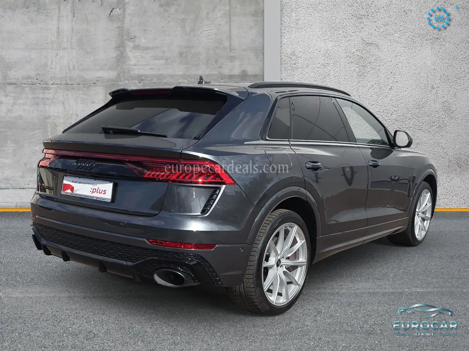 Audi RSQ8