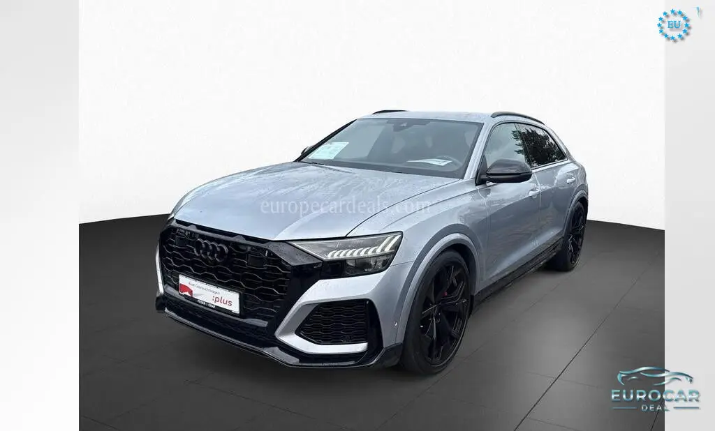 Audi RSQ8