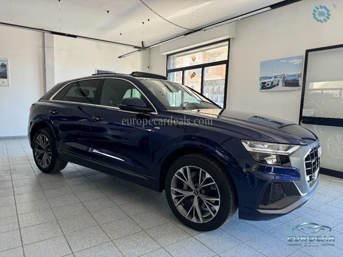 Audi Q8