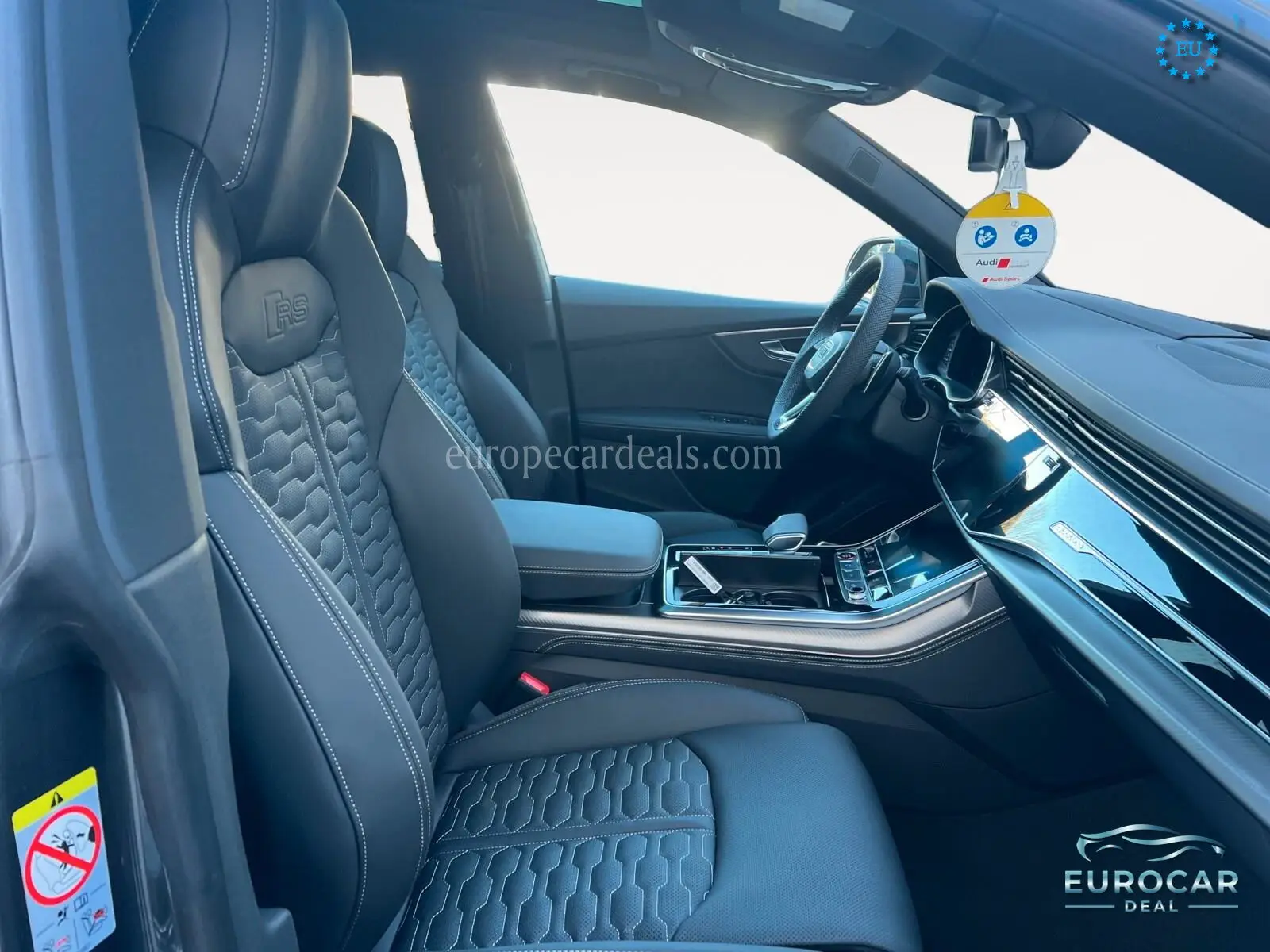 Audi RSQ8