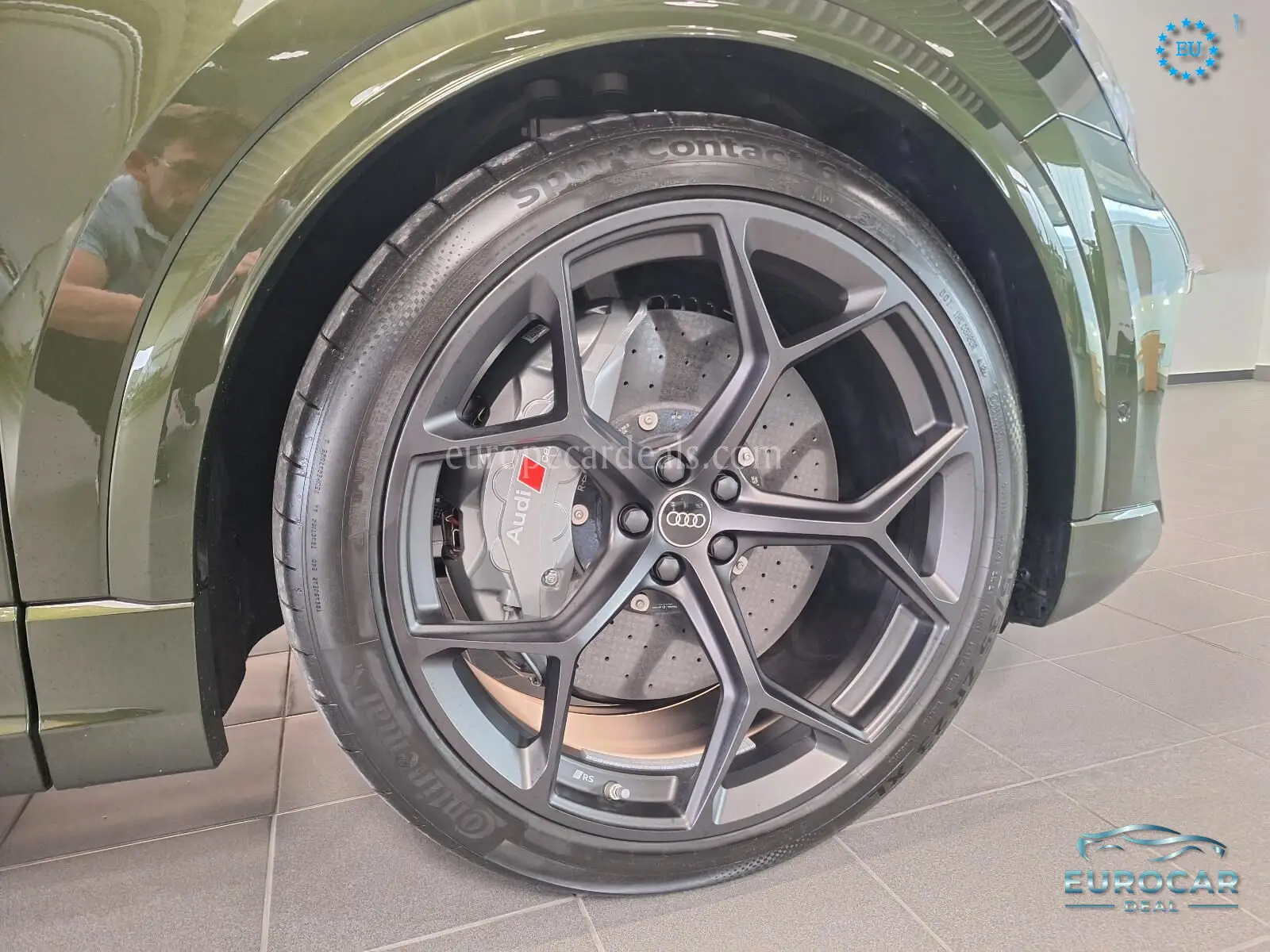 Audi RSQ8