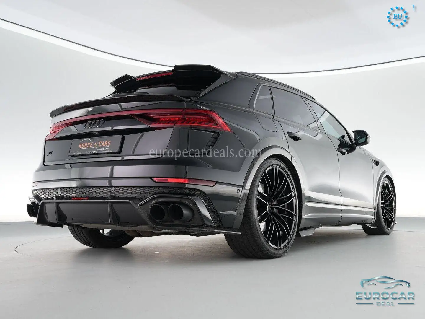 Audi RSQ8
