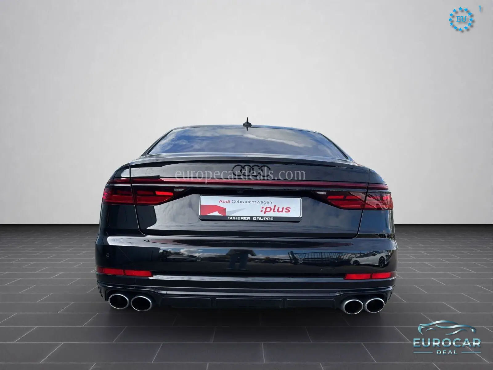 Audi S8