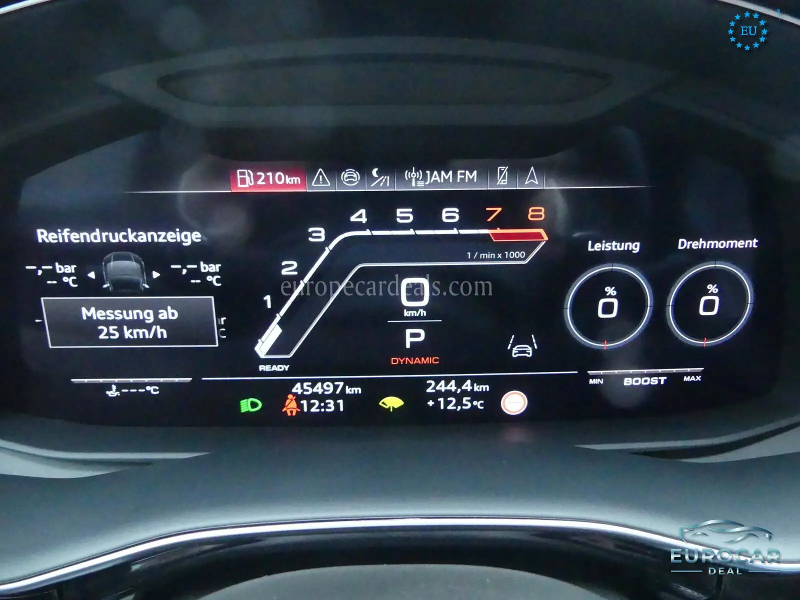 Audi RSQ8