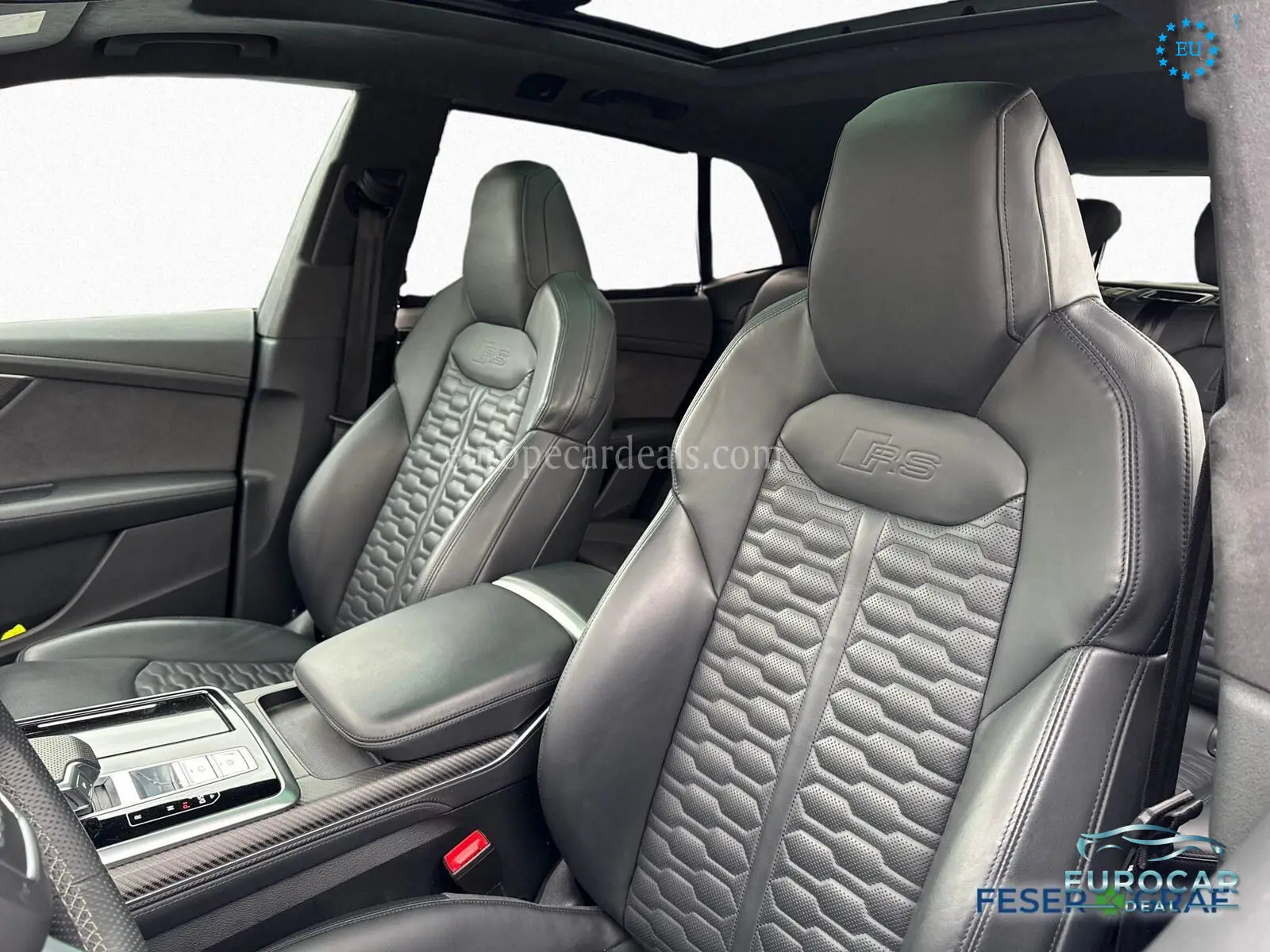 Audi RSQ8
