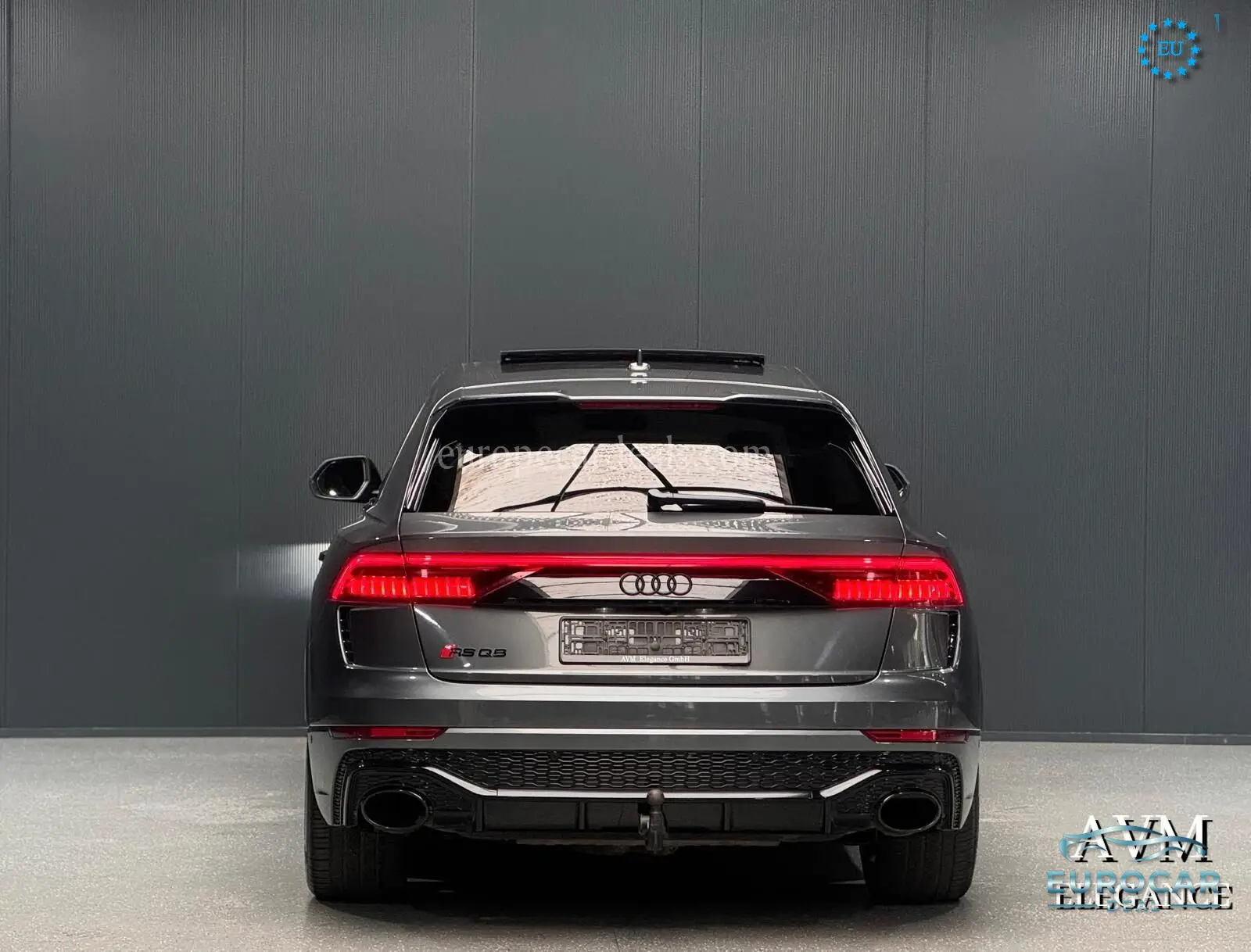 Audi RSQ8