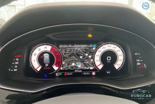 Audi RSQ8