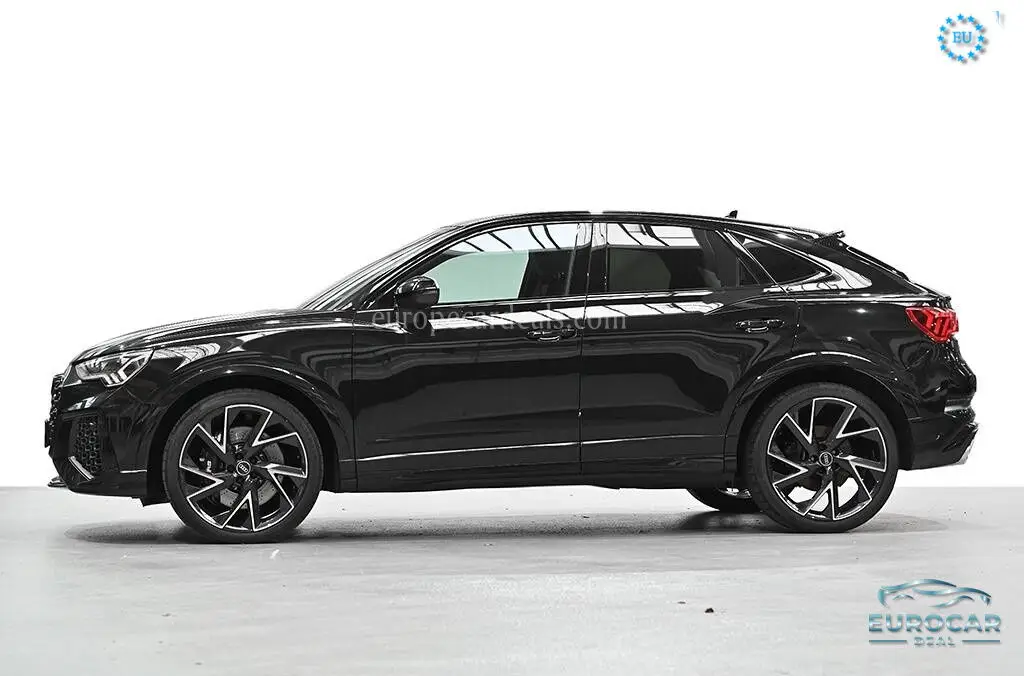 Audi RSQ3