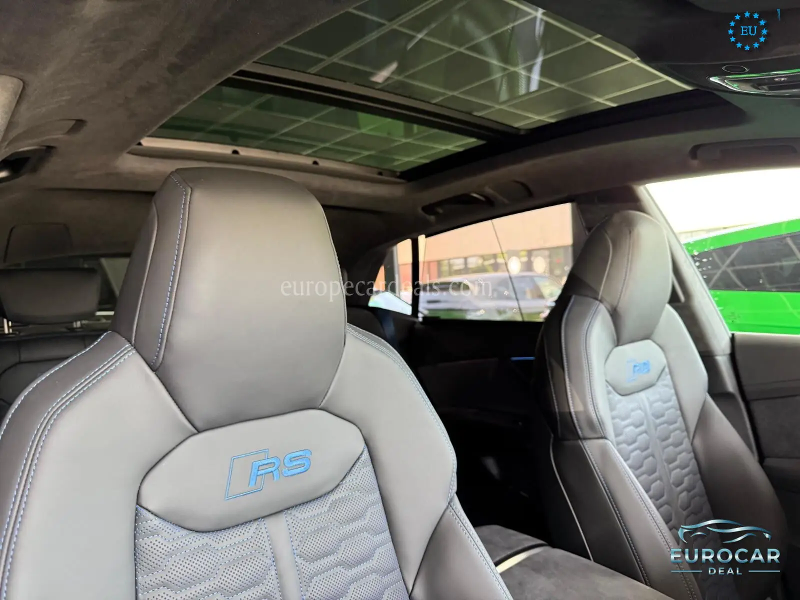 Audi RSQ8