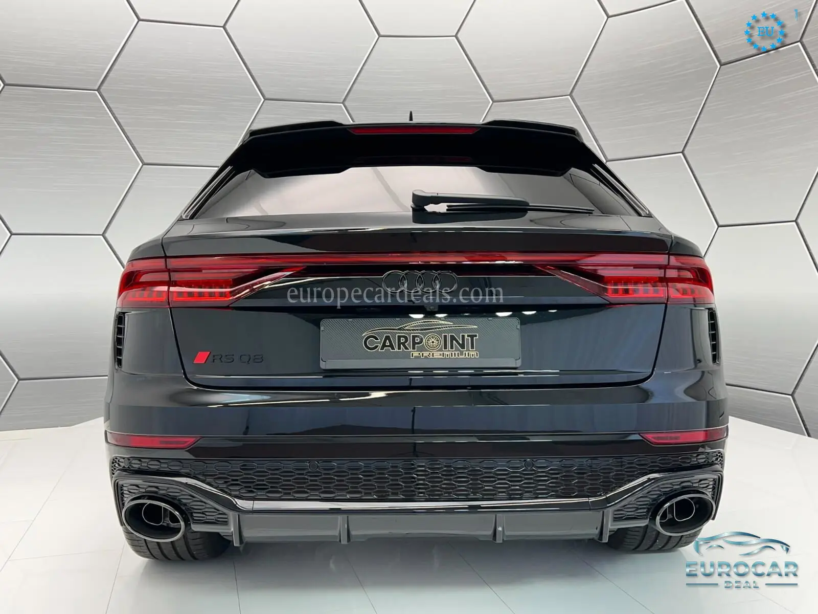 Audi RSQ8