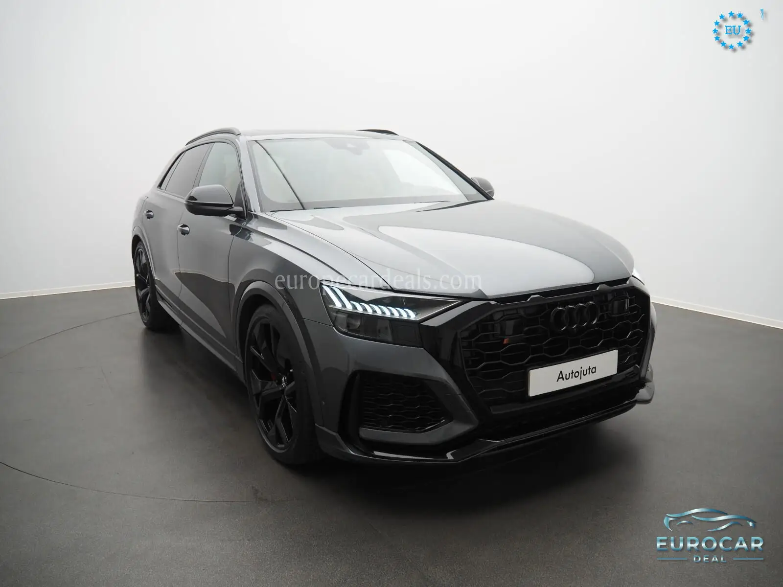Audi RSQ8