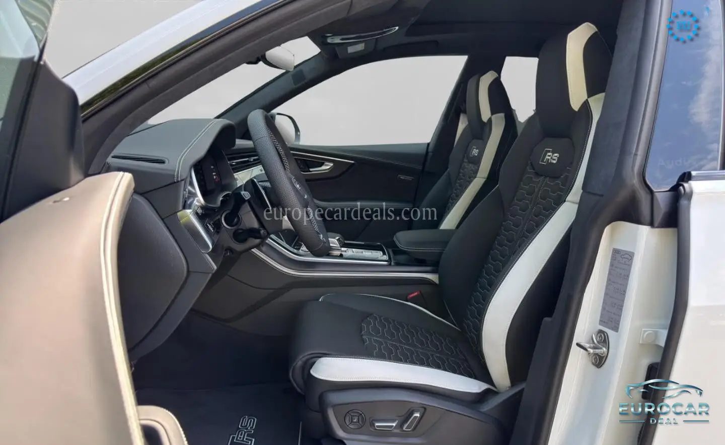 Audi RSQ8
