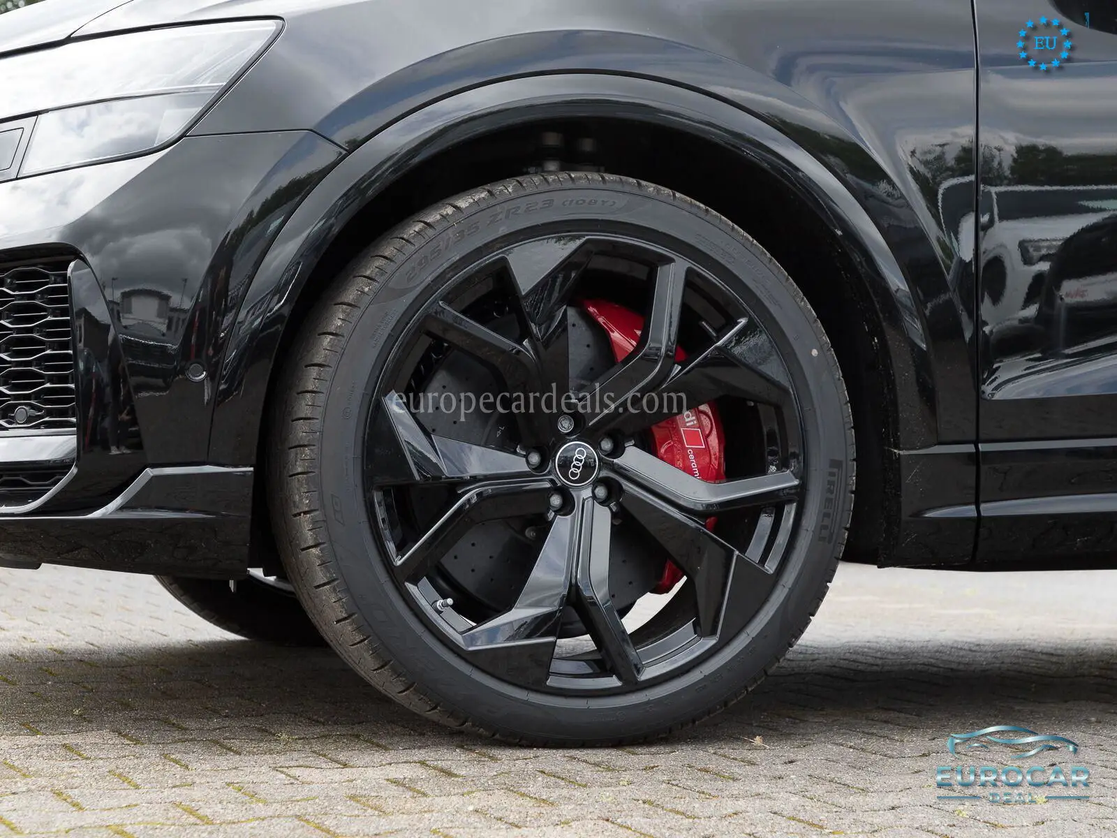Audi RSQ8