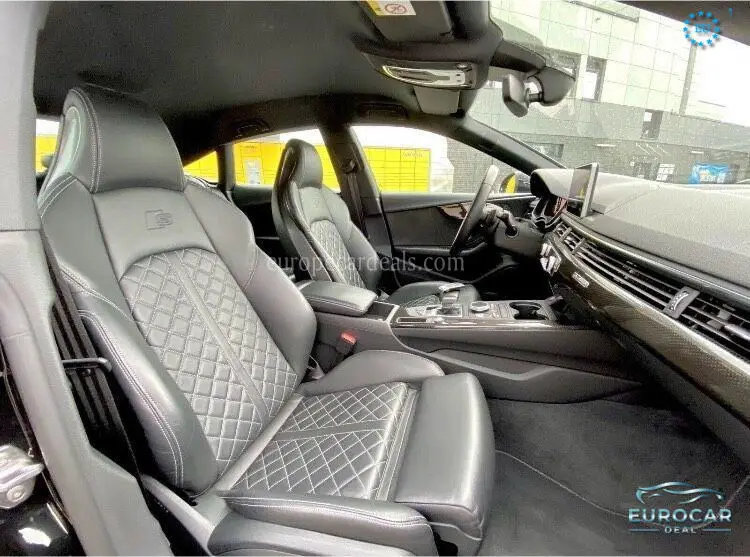 Audi S5