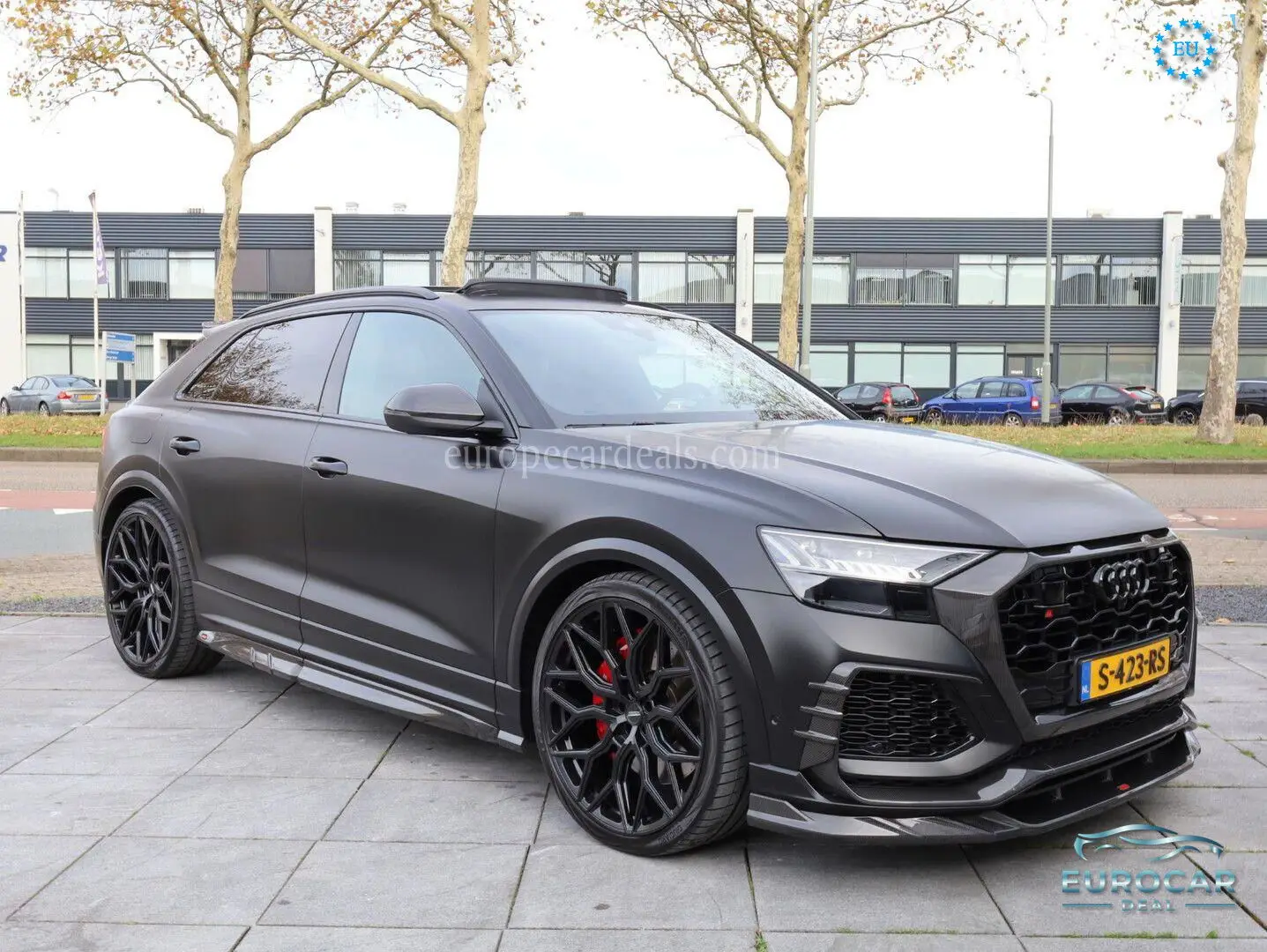 Audi RSQ8