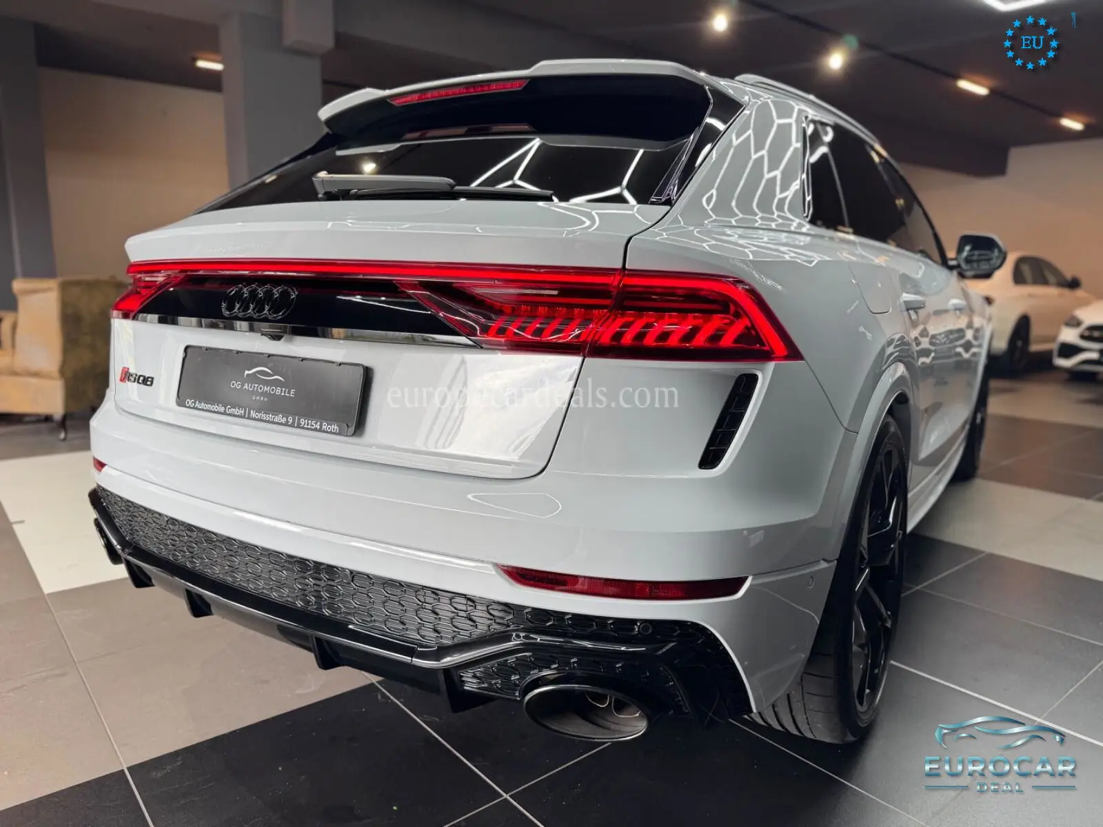 Audi RSQ8