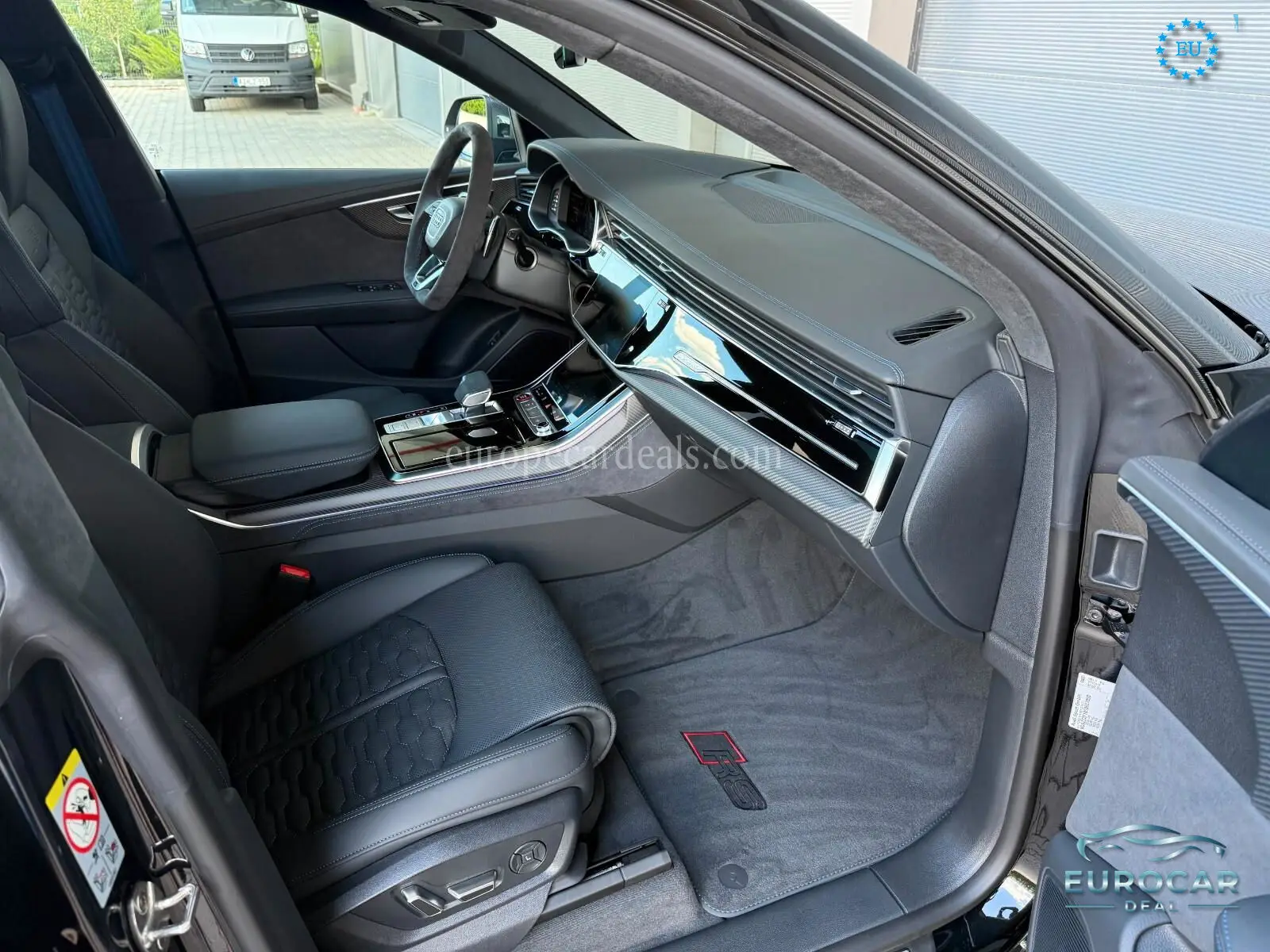Audi RSQ8