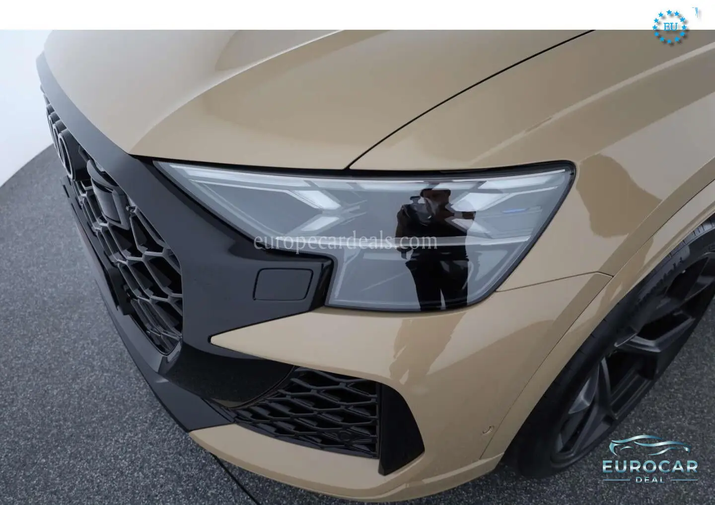 Audi RSQ8