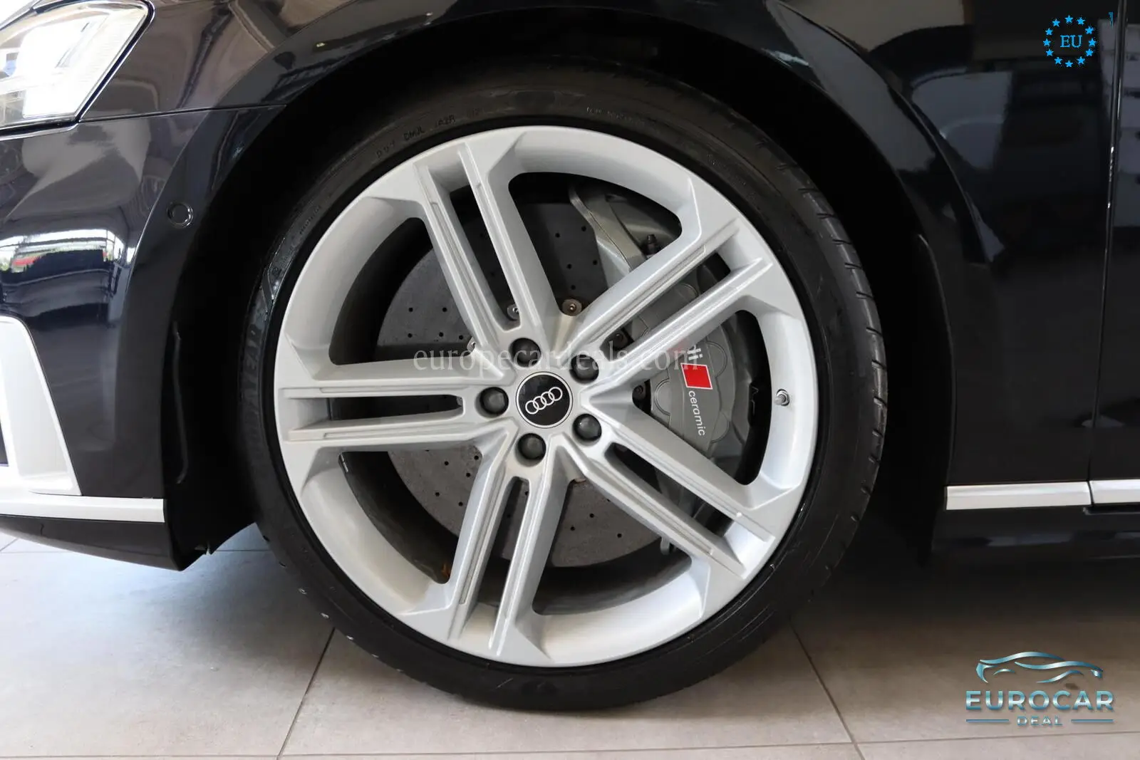 Audi S8