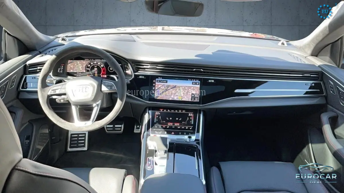Audi RSQ8